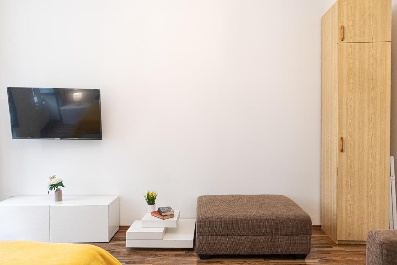 Peaceful 1Br Apt. Near Metro Station Langenfeldg. Apartamento Viena Exterior foto